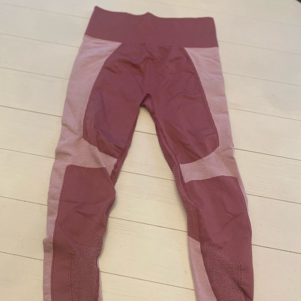 Medium fabletics athletic pants. Never worn.